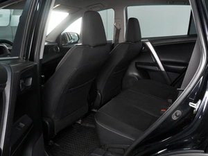 Внедорожник Toyota RAV4 2019 года, 2270000 рублей, Красный Пахарь