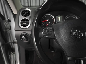Внедорожник Volkswagen Tiguan 2013 года, 1442000 рублей, Ставрополь