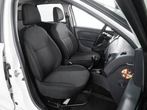 Седан Renault Logan 2020 года, 749000 рублей, Воронеж