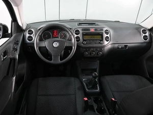 Внедорожник Volkswagen Tiguan 2008 года, 970000 рублей, Ростов-на-Дону