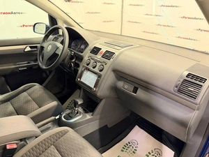 Минивэн Volkswagen Touran 2007 года, 399000 рублей, Красноярск