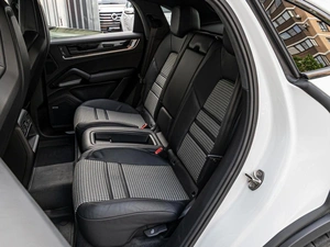 Внедорожник Porsche Cayenne 2024 года, 16750000 рублей, Краснодар