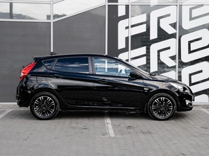 Хетчбэк Hyundai Solaris 2015 года, 928000 рублей, Краснодар
