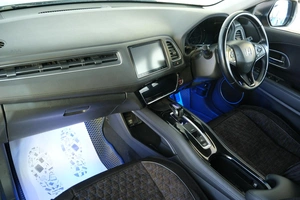 Внедорожник Honda Vezel 2017 года, 1939000 рублей, Омск