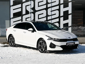 Седан Kia K5 2021 года, 2850000 рублей, Волгоград