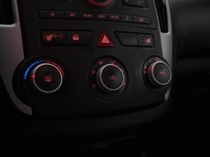 Универсал Kia Ceed 2012 года, 999654 рублей, Москва