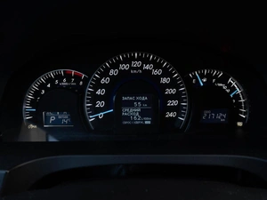 Седан Toyota Camry 2013 года, 1579000 рублей, Саратов
