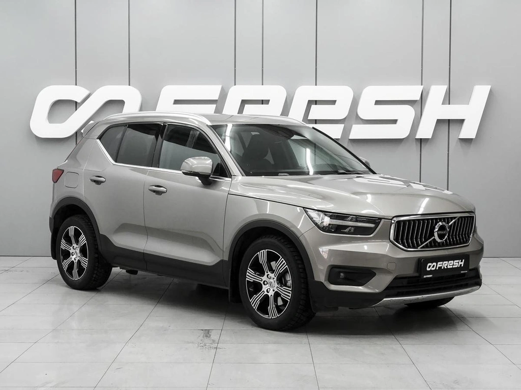 Внедорожник Volvo XC40 2020 года, 2600000 рублей, Ростов-на-Дону