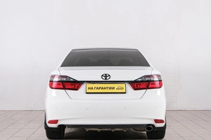 Седан Toyota Camry 2016 года, 1849000 рублей, Красноярск
