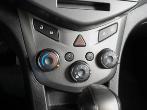 Хетчбэк Chevrolet Aveo 2012 года, 699000 рублей, Воронеж