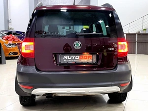 Внедорожник Skoda Yeti 2011 года, 727000 рублей, Солонцы