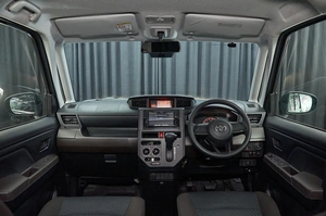 Минивэн Toyota Roomy 2021 года, 999000 рублей, Красноярск