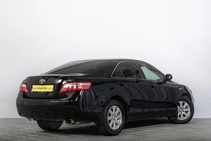 Седан Toyota Camry 2006 года, 1109000 рублей, Томск