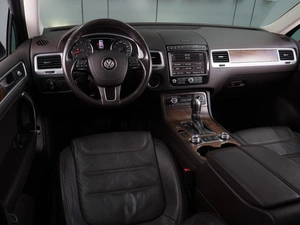 Внедорожник Volkswagen Touareg 2018 года, 3499000 рублей, Воронеж