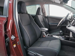 Внедорожник Toyota RAV4 2018 года, 2729000 рублей, Сургут