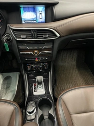 Внедорожник Infiniti QX30 2016 года, 2100000 рублей, Красноярск