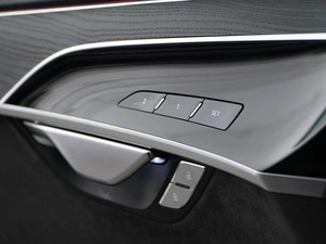 Седан Audi A8 2018 года, 6900055 рублей, Москва