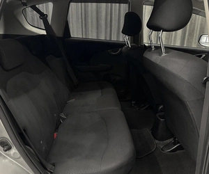 Хетчбэк Honda Fit 2013 года, 740000 рублей, Красноярск