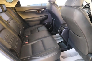 Внедорожник Lexus NX 2015 года, 3449000 рублей, Омск