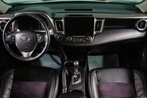 Внедорожник Toyota RAV4 2018 года, 2779000 рублей, Сургут
