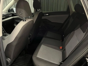 Внедорожник Volkswagen Taos 2022 года, 2080000 рублей, Красноярск
