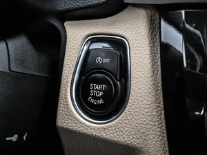 Седан BMW 3 серия 2013 года, 1724000 рублей, Кирилловка