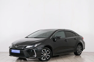 Седан Toyota Corolla 2019 года, 1899000 рублей, Красноярск