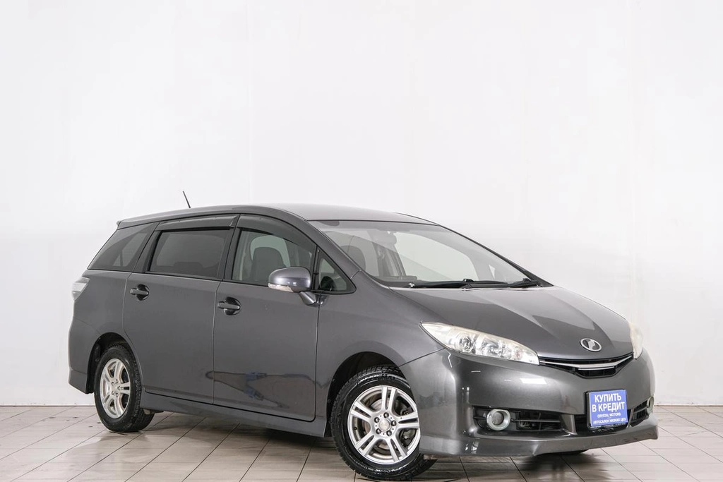 Минивэн Toyota Wish 2016 года, 1639000 рублей, Красноярск