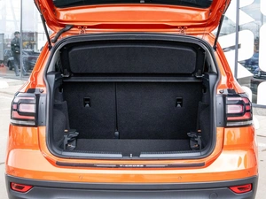 Внедорожник Volkswagen T-Cross 2021 года, 1970000 рублей, Краснодар