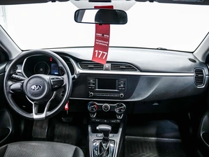 Седан Kia Rio 2021 года, 1450000 рублей, Красноярск