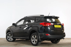 Внедорожник Toyota RAV4 2015 года, 2229000 рублей, Тюмень