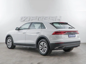 Внедорожник Audi Q8 2023 года, 9550000 рублей, Москва