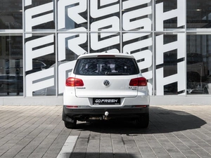 Внедорожник Volkswagen Tiguan 2012 года, 1435000 рублей, Ставрополь