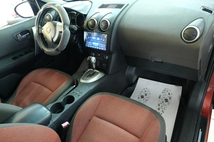 Внедорожник Nissan Qashqai 2007 года, 789000 рублей, Омск