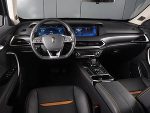 Внедорожник FAW Bestune T77 2023 года, 1998000 рублей, Красный Пахарь