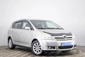 Минивэн Toyota Corolla Verso 2005 года, 559000 рублей, Пермь