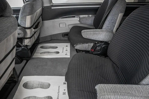 Минивэн Mitsubishi Delica 2002 года, 1799000 рублей, Барнаул