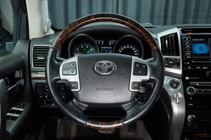 Внедорожник Toyota Land Cruiser 2013 года, 4099000 рублей, Красноярск