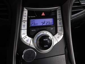 Седан Hyundai Elantra 2011 года, 879000 рублей, Воронеж