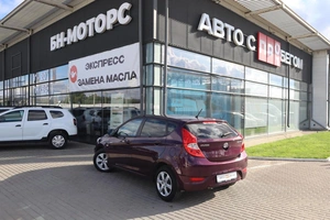 Хэтчбек Hyundai Solaris 2012 года, 850000 рублей, Мирное