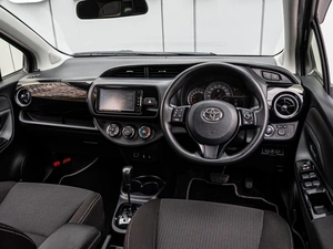Хетчбэк Toyota Vitz 2019 года, 1198000 рублей, Краснодар