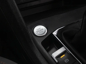 Внедорожник Volkswagen Taos 2022 года, 2350000 рублей, Краснодар