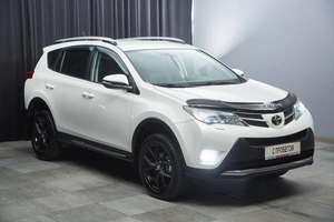 Внедорожник Toyota RAV4 2012 года, 2147000 рублей, Красноярск