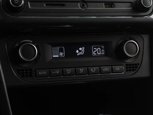 Седан Volkswagen Polo 2018 года, 1609000 рублей, Тюмень