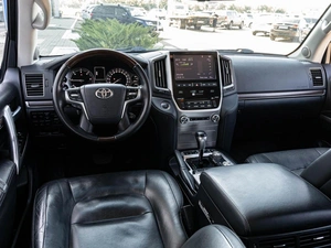 Внедорожник Toyota Land Cruiser 2019 года, 7699000 рублей, Краснодар