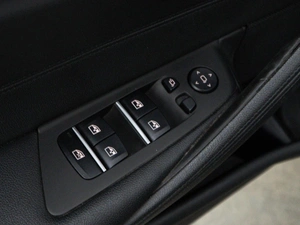 Седан BMW 5 серия 2018 года, 2948055 рублей, Москва