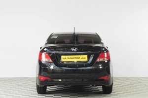 Седан Hyundai Solaris 2015 года, 979000 рублей, Челябинск