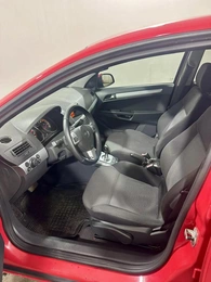 Седан Opel Astra 2010 года, 590000 рублей, Орёл