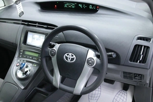 Лифтбек Toyota Prius 2011 года, 1048000 рублей, Солонцы