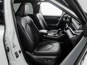 Внедорожник Toyota Highlander 2026 года, 5459000 рублей, Тюмень